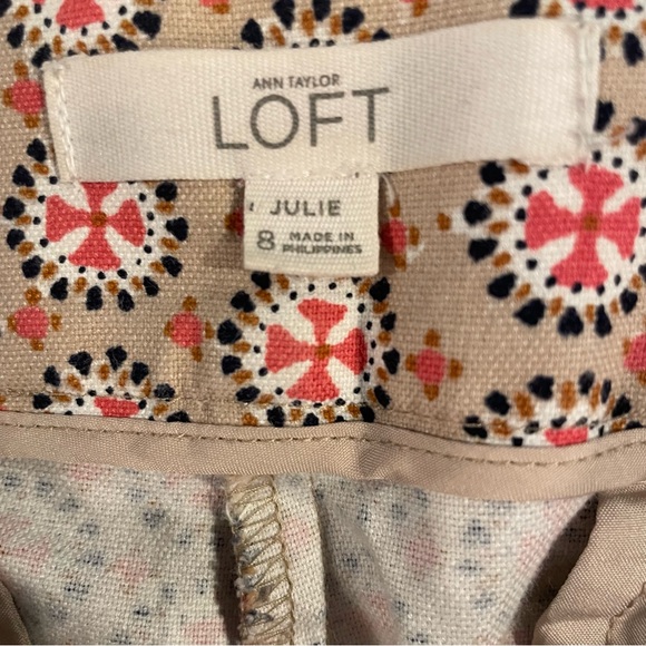 LOFT Julie Riviera Crop Capri Pant Beige Pink Print Women 8 Flattering Versatile - Picture 6 of 11